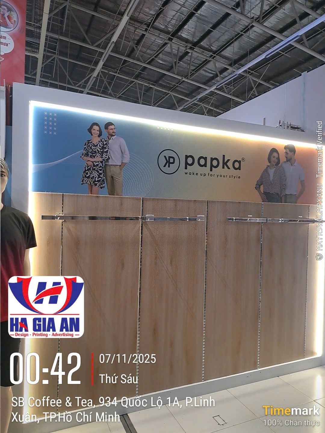 Bảng hiệu bạt không gân papka