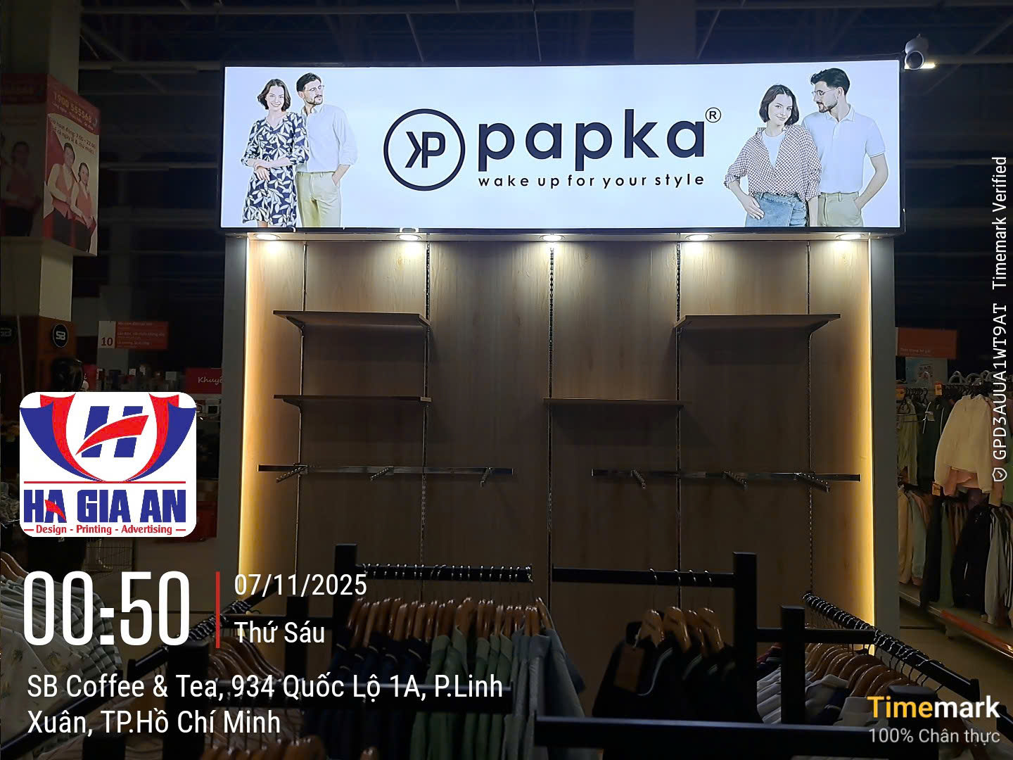 Bảng hiệu bạt không gân papka