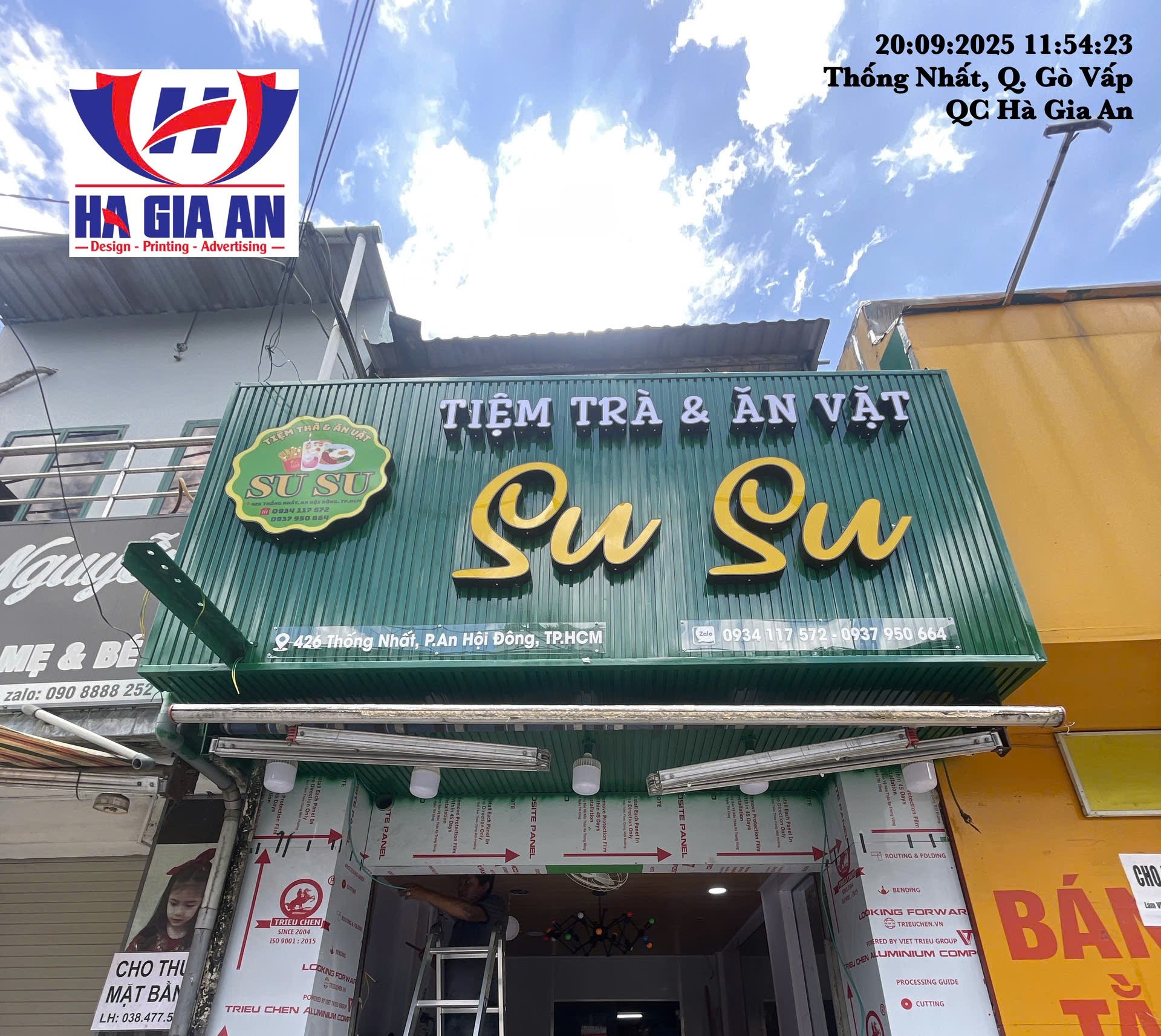 bảng hiệu tôn sóng