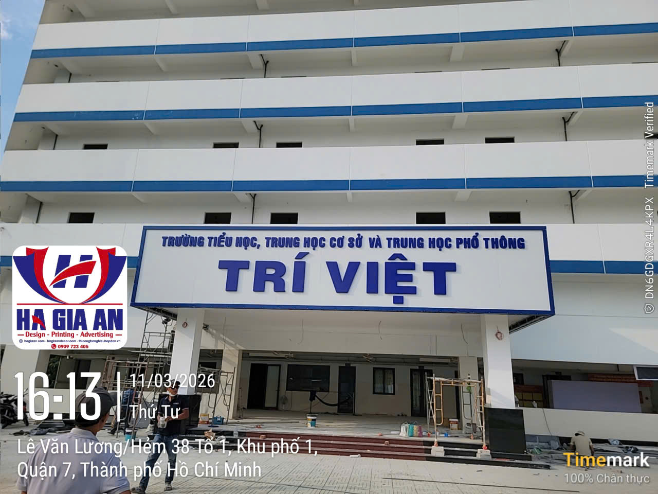 thi công bảng hiệu trường học